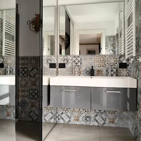 Gardenhouse Torino * Turin